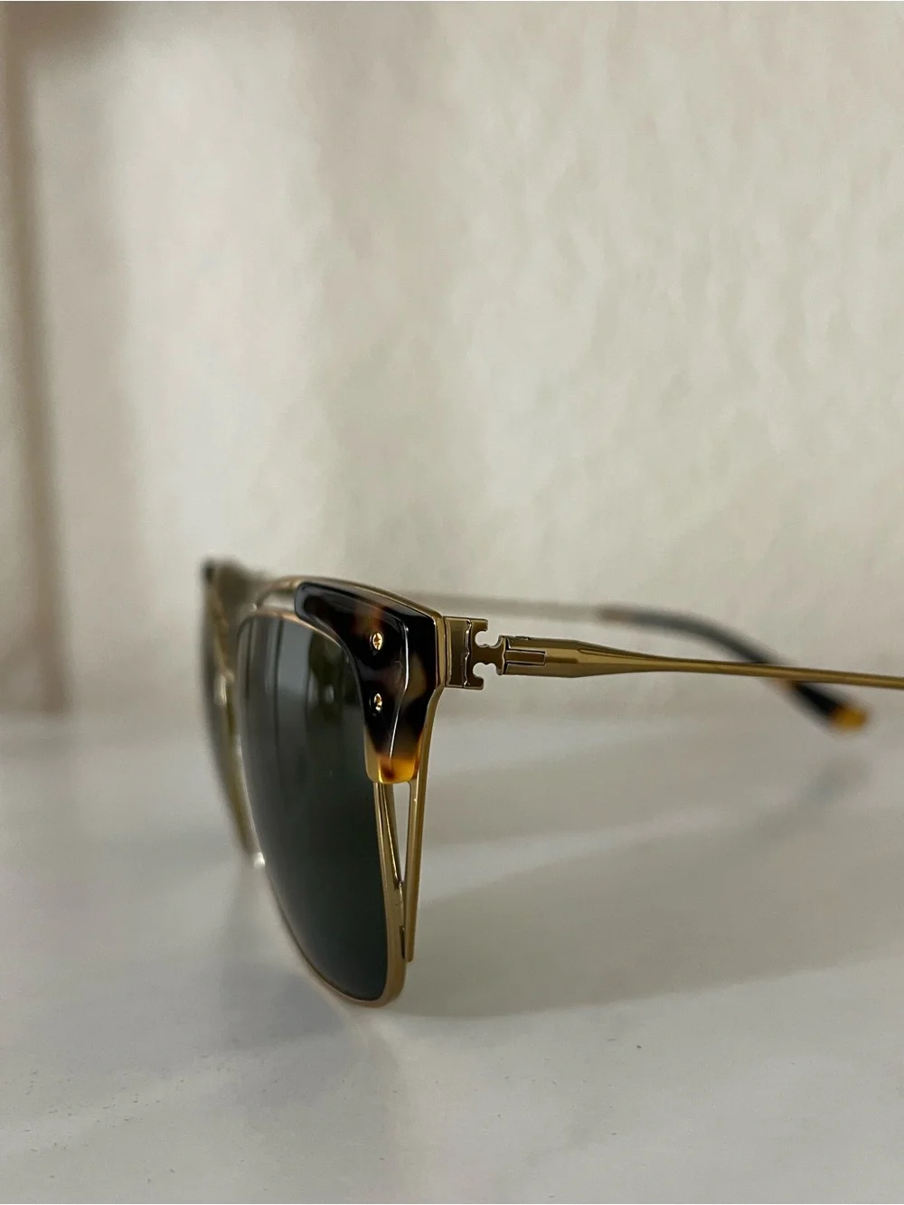 Tory Burch Tortoise Open Metal Frame Sunglasses Cat Eye Style TY6049